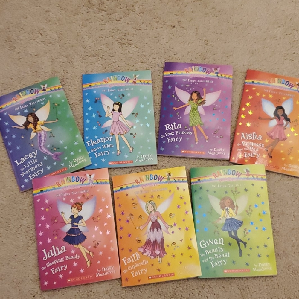7 paperbook Rainbow magic